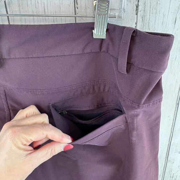 Lululemon Burgundy The Works Golf Short 11" Chino Shorts Size 38 Warpstreme - Picture 13 of 15